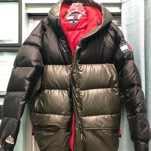 Tommy Hilfiger Men’s Large Down Coat